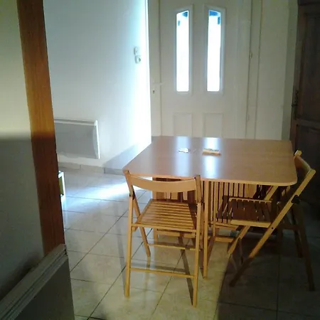 Appartement Studio Route Des Chateaux *