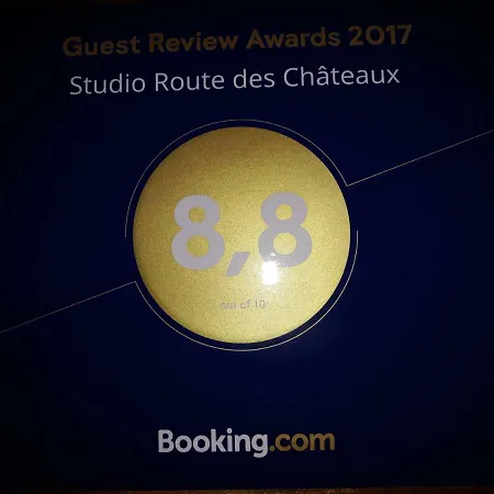 Appartement Studio Route Des Chateaux